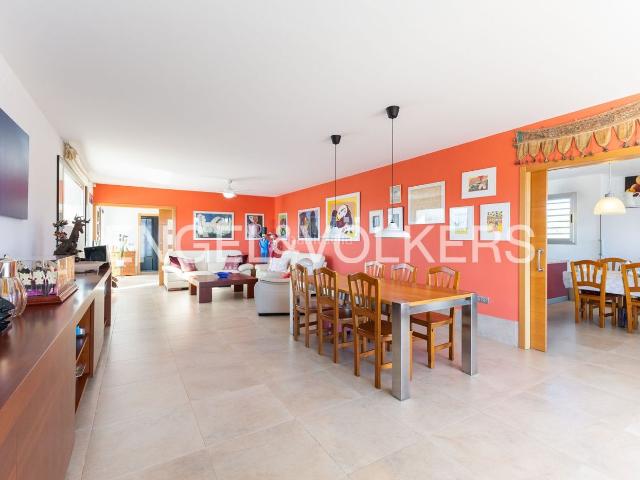 Casa en venta en la Plana Alta, Valencia