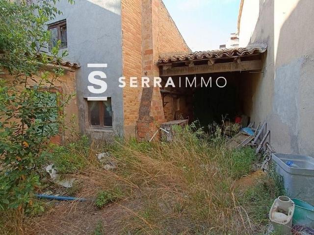 Villa en venta en Castellví De La Marca