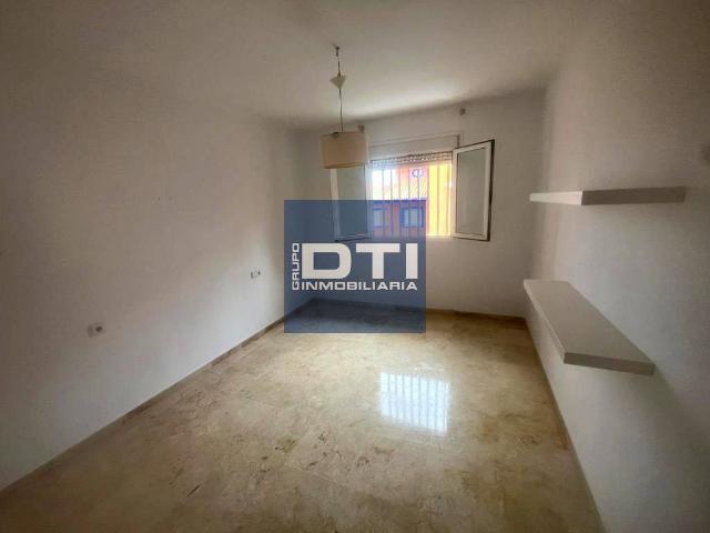 Casa en venta en Castilleja De Guzmán, Andalucía