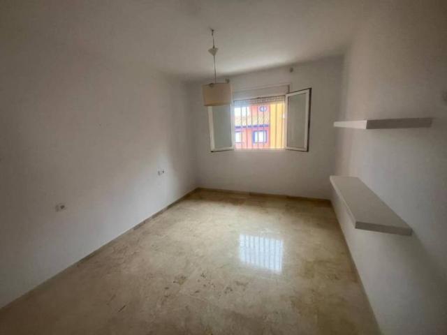 Casa en venta en Castilleja De Guzmán, Andalucía