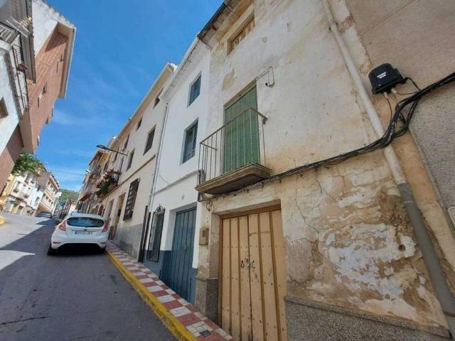 Casa en venta en Castillo De Locubín, Andalucía