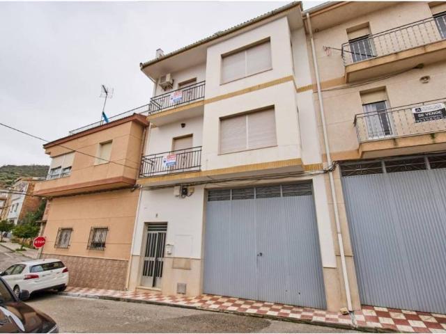 Casa en venta en Castillo De Locubín, Andalucía