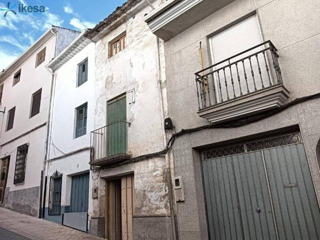 Casa en venta en Castillo De Locubín