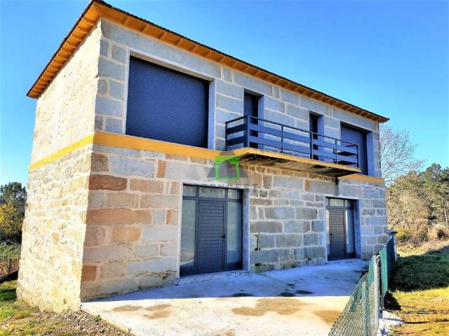 Casa en venta en Castrelo De Miño
