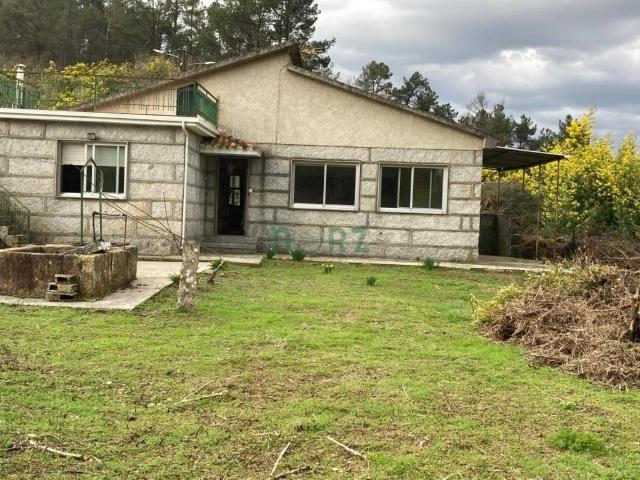 Casa en venta en Castrelo De Miño