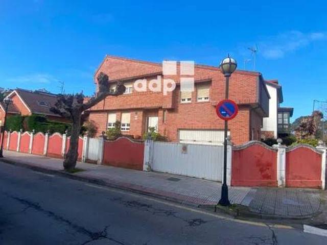 Casa en venta en Piedrasblancas, Castrillón