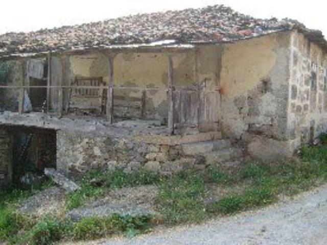 Casa en venta en Castro Caldelas