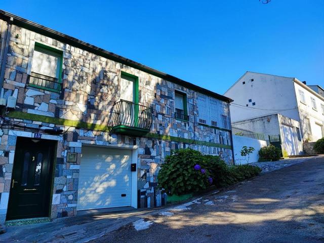 Casa en venta en Castro Caldelas