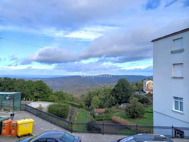 Casa en venta en Castro Caldelas