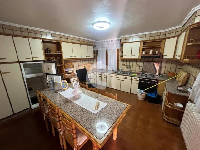 Casa en venta en O Castro de Caldelas, Terra de Caldelas