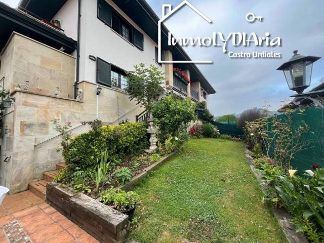 Casa en venta en Casco Histórico, Castro-urdiales