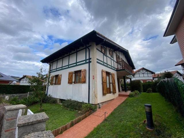 Casa en venta en Castro-urdiales, Cantabria