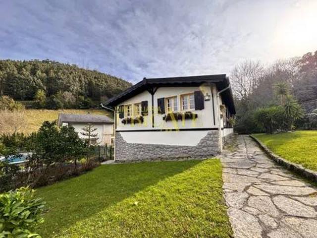 Casa en venta en Castro-urdiales, Cantabria