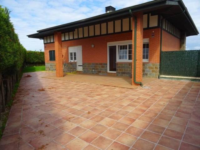 Casa en venta en Barrio Campijo, Castro-urdiales
