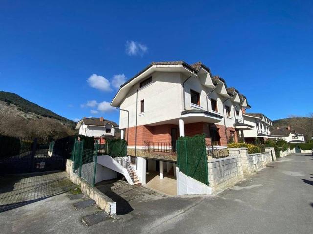 Casa en venta en Castro-urdiales, Cantabria