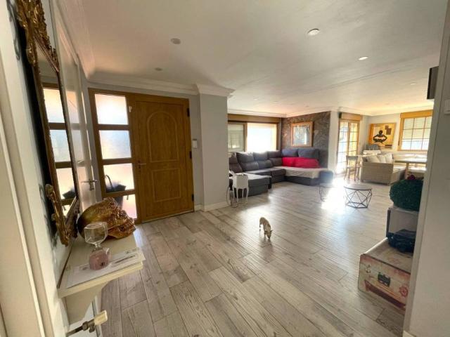 Casa en venta en Castro-urdiales, Cantabria