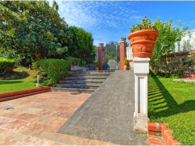 Casa en venta en Casco Histórico, Castro-urdiales