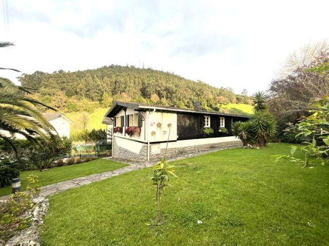 Casa en venta en Casco Histórico, Castro-urdiales