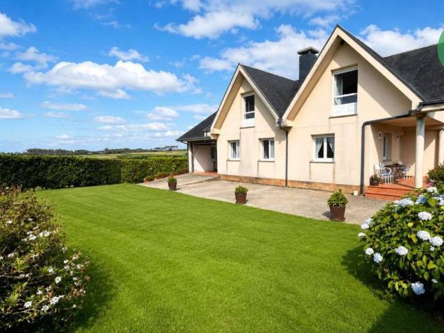 Casa en venta en Castropol, Asturias