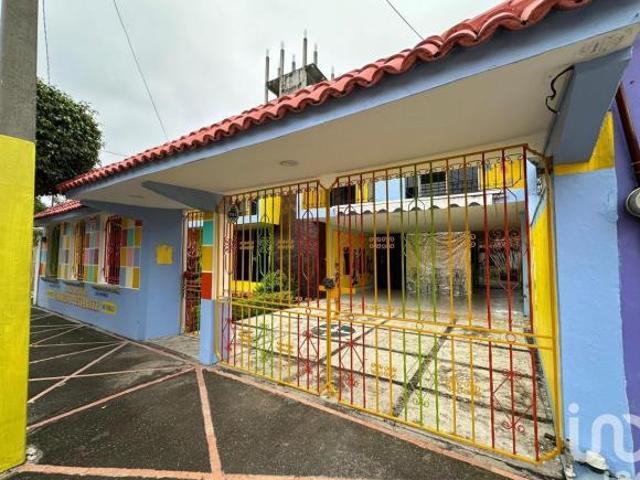 CASA EN VENTA EN CAZONES, POZA RICA, VERACRUZ