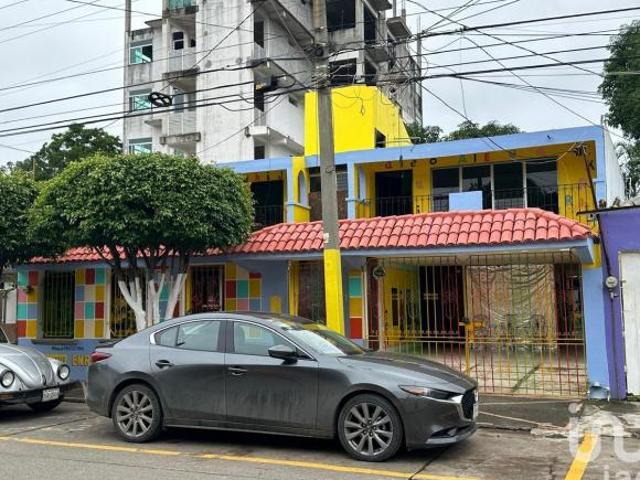 CASA EN VENTA EN CAZONES, POZA RICA, VERACRUZ