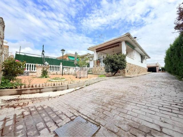 Casa en venta en Cedillo Del Condado, Castilla-La Mancha