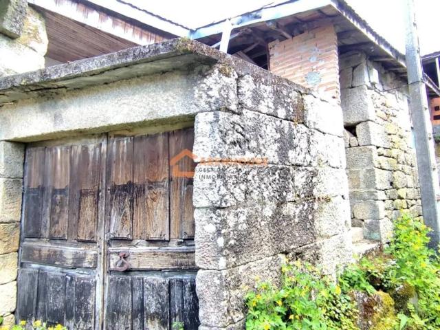Casa en venta en A Bola, Ourense