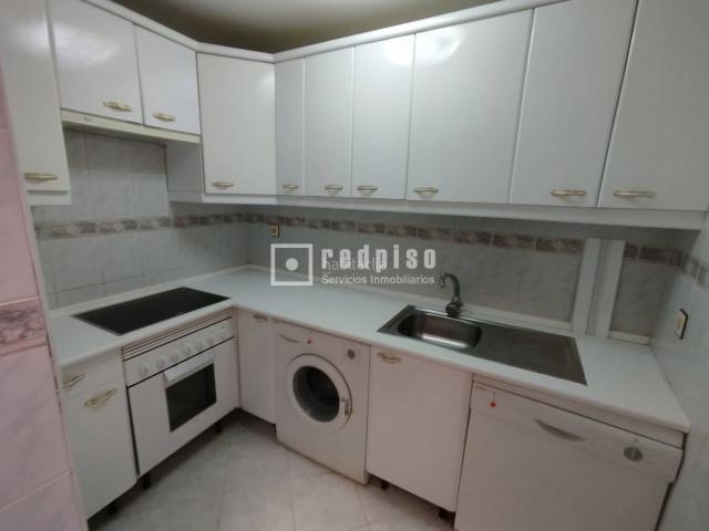 Casa en venta en Cenicientos, Madrid