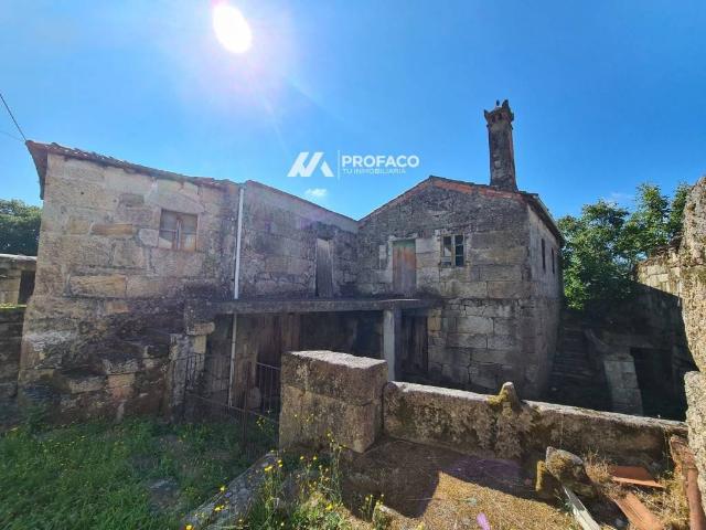 Casa en venta en Cenlle