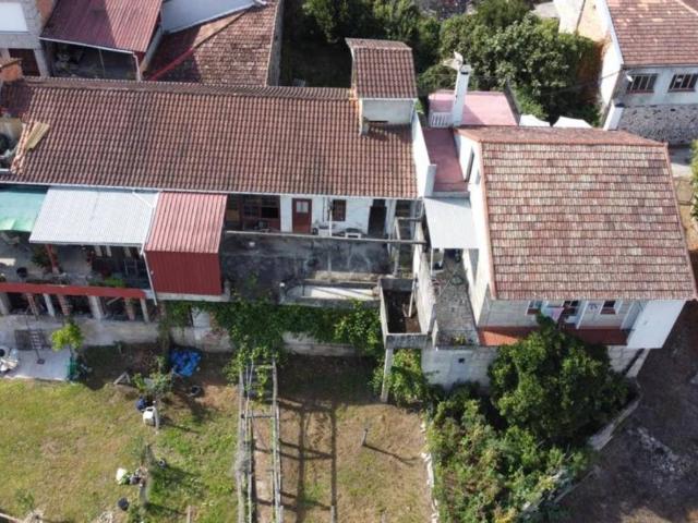 Casa en venta en Cenlle