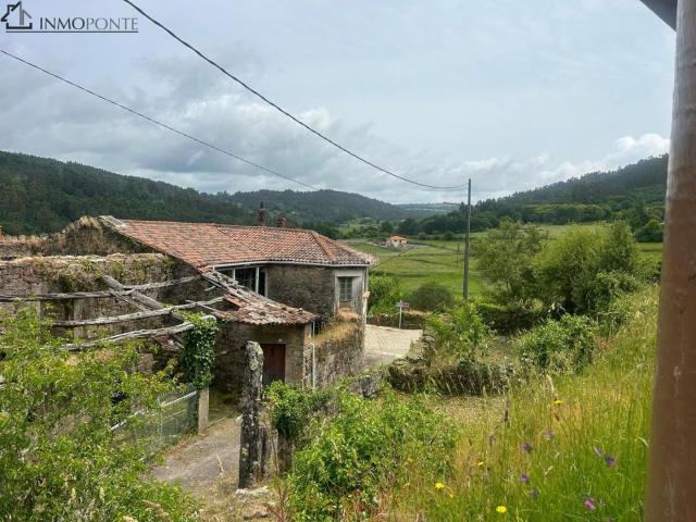 Casa en venta en Cerdedo Cotobade, Pontevedra
