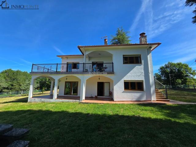Casa en venta en Cerdedo Cotobade, Pontevedra