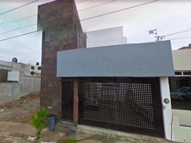 Casa en venta en Cerro Mocho, Fracc. Colinas del Padre, Zacatecas