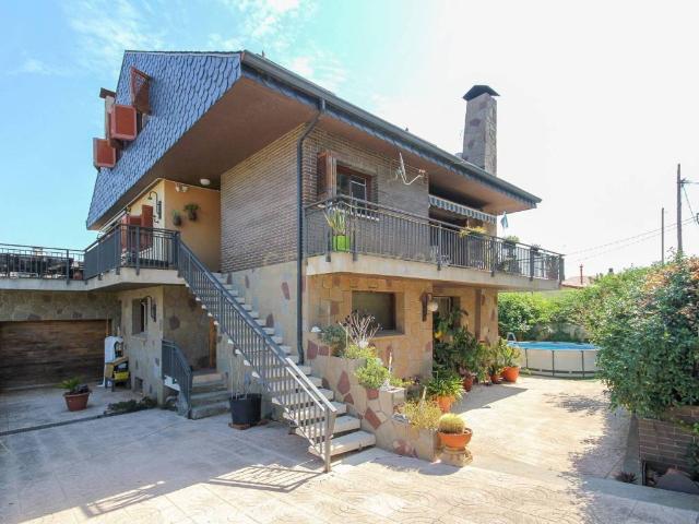 Casa en venta en Cervelló