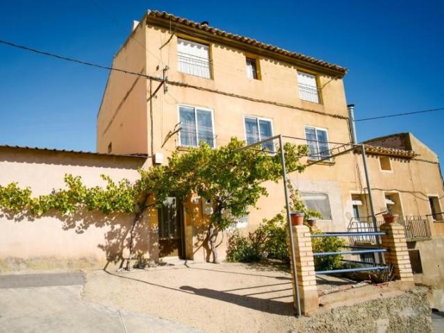 Casa en venta en Cervera Del Río Alhama, La Rioja