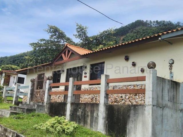 Casa en Venta en altos del maria Sora Panamá 130 m2. 2 hab