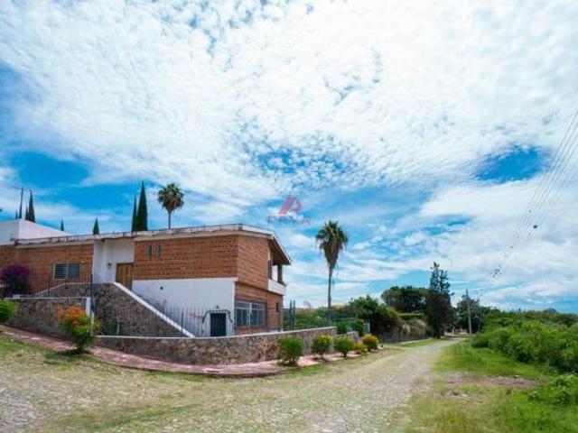 CASA EN VENTA EN CHAPALA, JALISCO