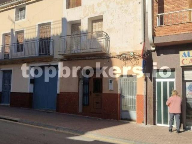 Casa en venta en Chera, Valencia