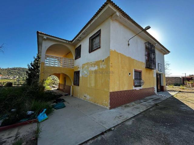 Casa en venta en La Hoya de Buñol, Valencia