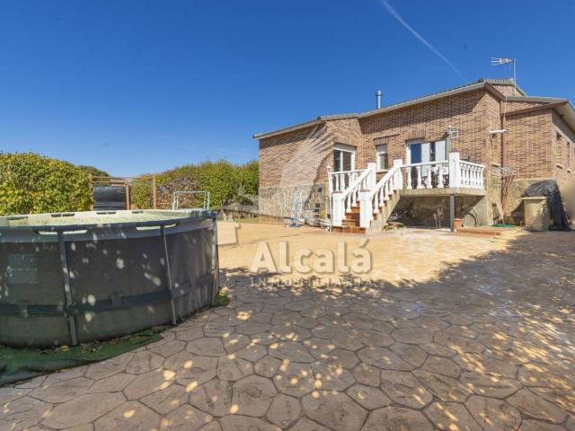 Casa en venta en Urbanización Medina Azahara, Chiloeches