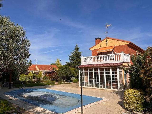 Casa en venta en Chiloeches