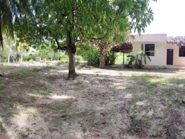 CASA EN VENTA EN CHIQUILA