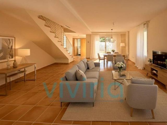Casa en venta en La Hoya de Buñol, Valencia
