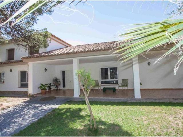 Casa en venta en La Hoya de Buñol, Valencia