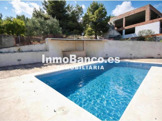 Casa en venta en La Hoya de Buñol, Valencia
