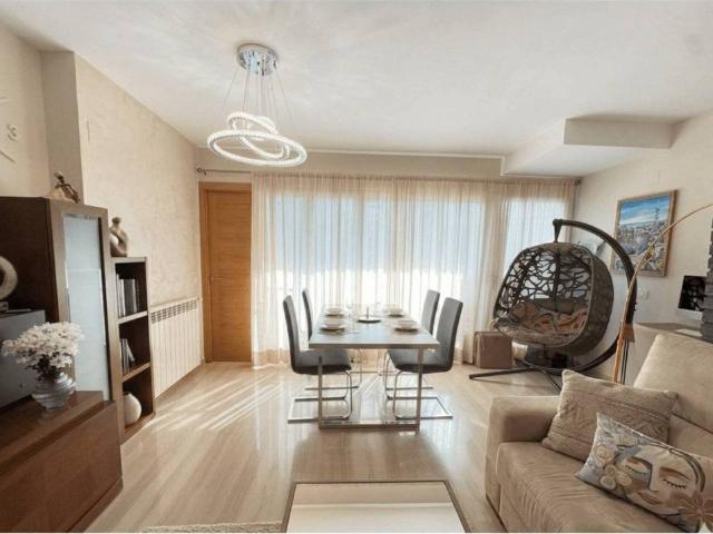 Casa en venta en La Hoya de Buñol, Valencia