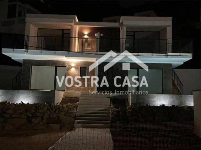 Casa en venta en La Hoya de Buñol, Valencia