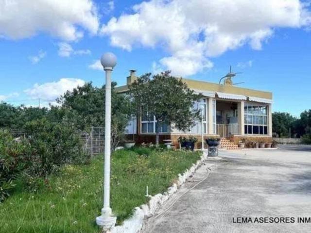 Casa en venta en La Hoya de Buñol, Valencia