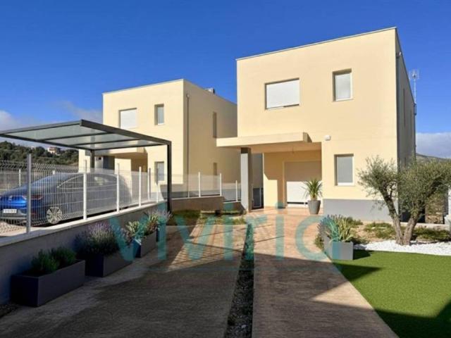 Casa en venta en La Hoya de Buñol, Valencia