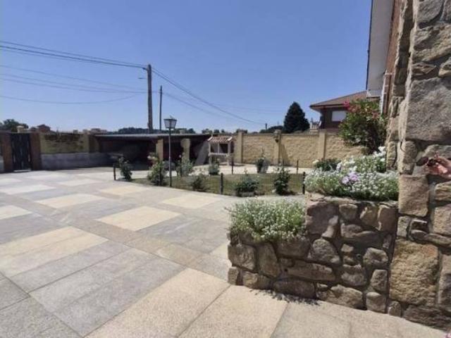 Casa en venta en Chozas De Abajo, Castilla y León